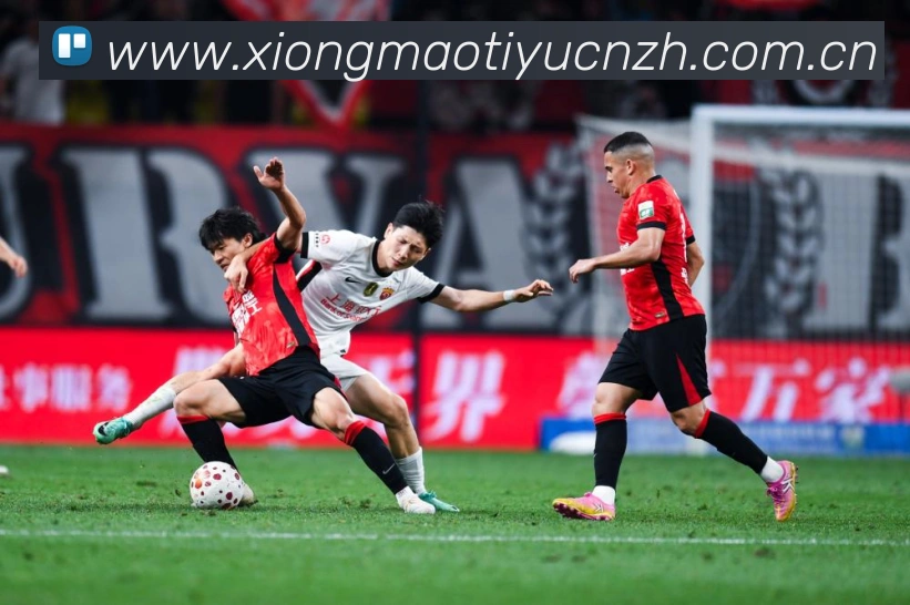 皮尔洛足球艺术全解析从中场大师到战术指挥官再到传奇教练的成长之路:最新赛事动态与深度分析 皮尔洛足球艺术全解析从中场大师到战术指挥官再到传奇教练的成长之路:最新赛事动态与深度分析